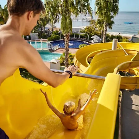Robinson Pamfilya Semesteranläggning (resort)